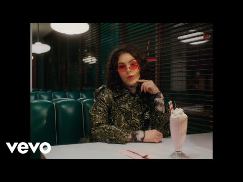 BÉE - Nothing Alike (Official Video)