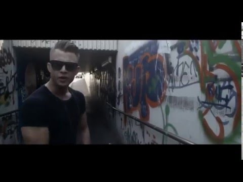 Teflondon vs. Zarrus Rapido Hook