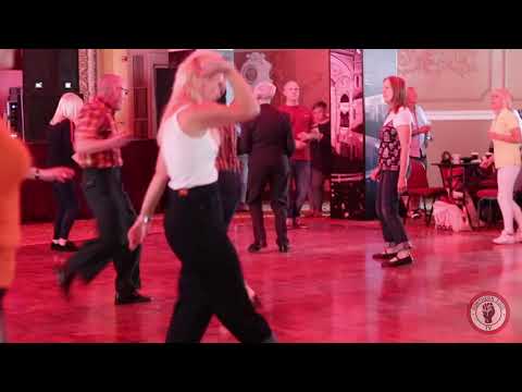 152) Tamsin showing how it should be done