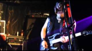 Liquid Fire - Living on dreams - Live - Joe Riley