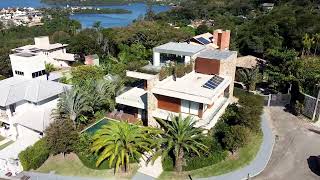 VENDE Triplex com vista panorâmica da Lagoa da Conceição | 3 suítes - Cód. 63993