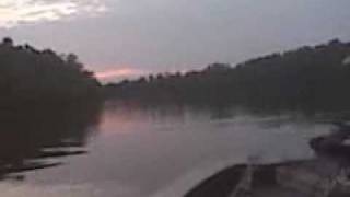preview picture of video 'Nolin  Lake Kentucky sunset'