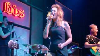 BİS Dine &amp; Live - Sıla - Reverans