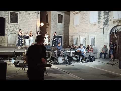 Klapa Štorija_cjelovečernji koncert "Pivan ti grade" 2025.