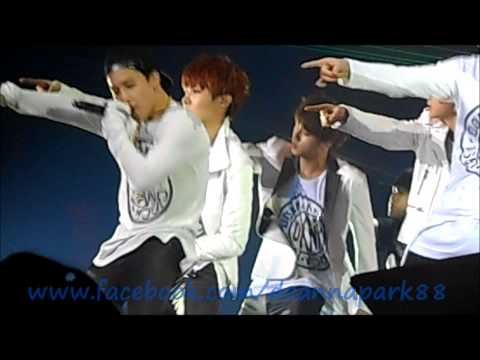 [HD FANCAM] 141207 THE RED BULLET in Manila BTS - No More Dream