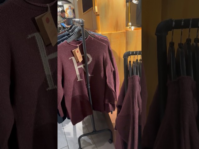Vídeo relacionado con Harry Potter R para Ron Jersey De Navidad para Adultos | Sudadera De Punto Ron Weasley Letter R para Hombre Y Mujer | Ropa De Merchandising De Películas Navideñas En Rojo | Regalo Festivo De Hogwarts