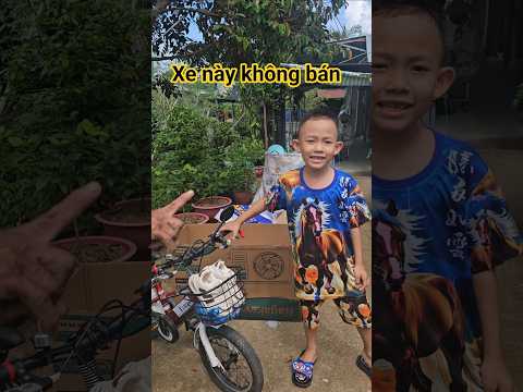 Bán ve chai chiếc xe đạp