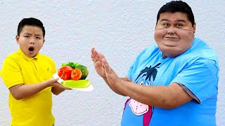 Alex and Eric Pretend Play Preparing Healthy Food For Uncle | Funny Kids Video