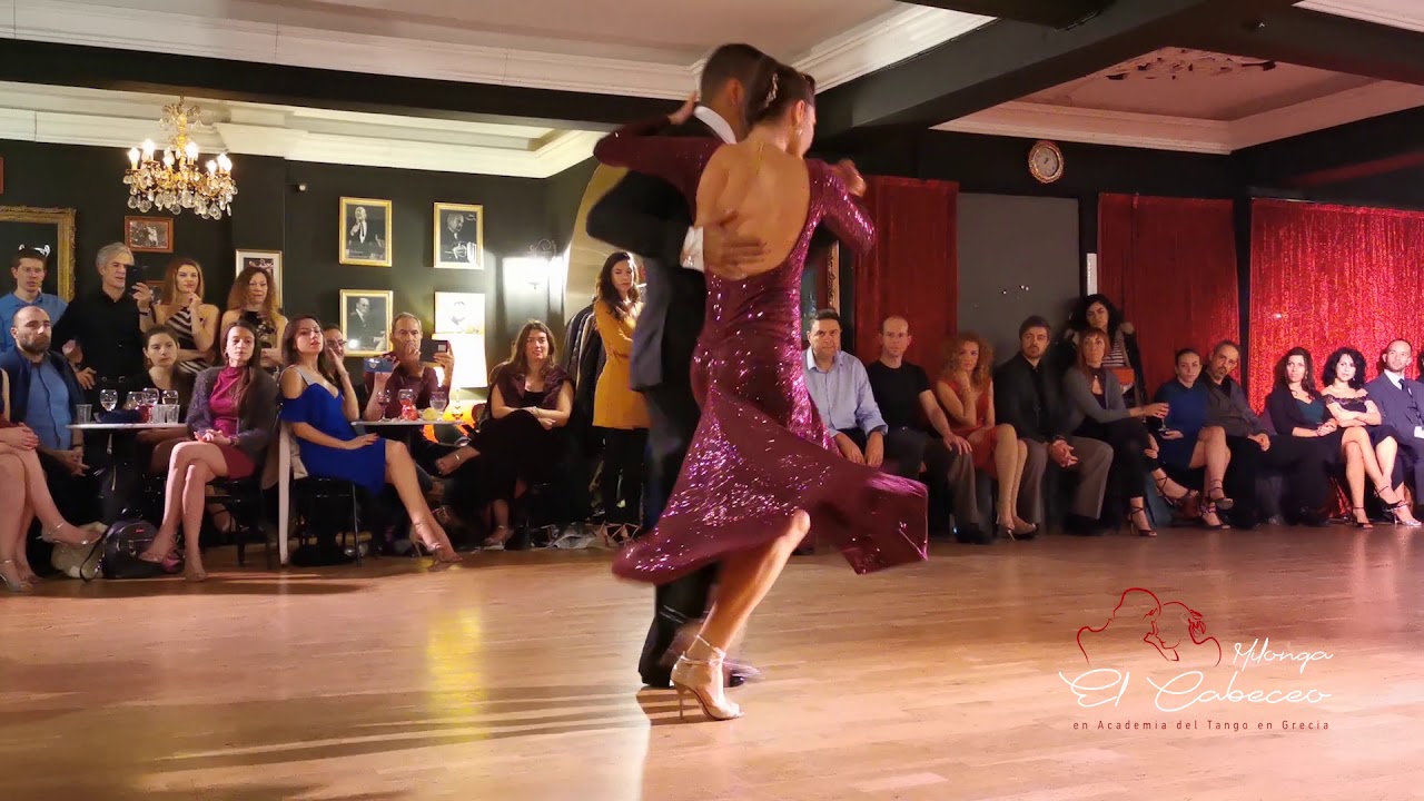 Carlos & Mirella Santos David 3/3- Alberto Castillo "Violetas"