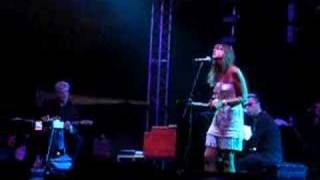 Cat Power - Where is my love (coachella)