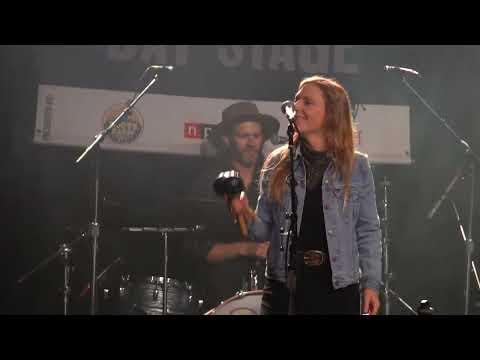 Eilen Jewell: "Green River" (CCR); AmericanaFest Day Stage, Eastside Bowl; Nashville, TN (9/20/2023)