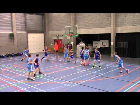 Basketwedstrijd benjamins A Latem De Pinte vs Okapi 11/10/2015