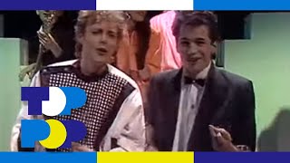 Novo Band - Let's Go Dancing video