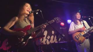 Gurr - Walnuss - Live