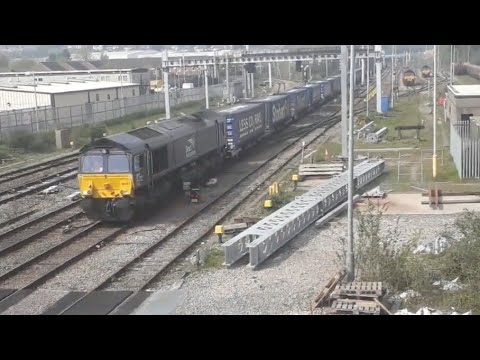 DRS 66423 Tesco And 158953 - 150233