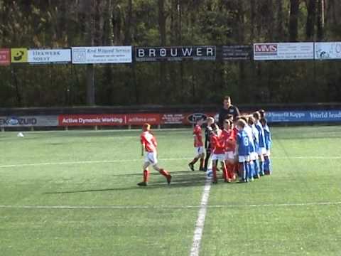 Eerste helft S.O. Soest JO11- 1 - DOVO JO11-1