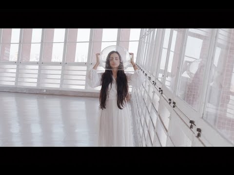 Mariana Nolasco - Deixei 2.0 (Clipe Oficial)