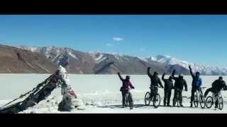 A frozen Highway - Leh to Pangong winter cycling expedition!