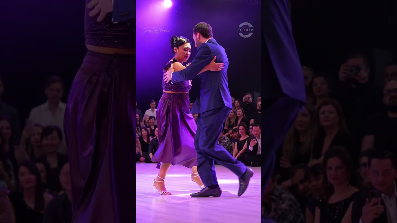 Corina Herrera & Giampiero Galdi - La bruja