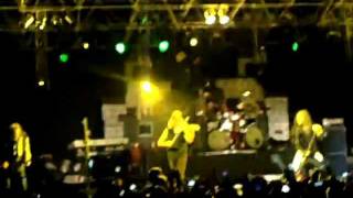 Mago de Oz - Quito - 10-12-2011 Intro Gazza Ladra Y Satania