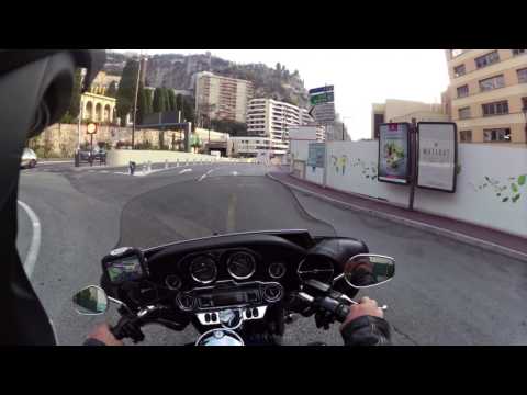 Mit der Harley E-Glide durch Monaco
