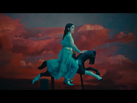 Ángela Aguilar - Libre Corazón (Video Oficial)