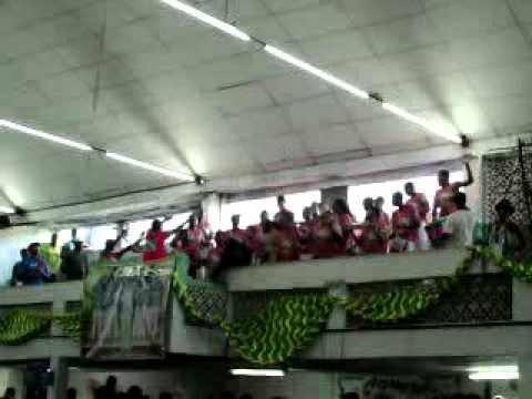 Bateria de Mangueira na feijoada do Império Serrano em 19/12/2009