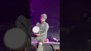 Arijit Singh - The most humble Bollywood singer for a reason 🫰 #arijitsingh #concert #bollywood