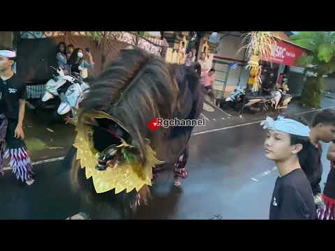 BSWARA NGELAWANG DI SADING KENA HUJAN