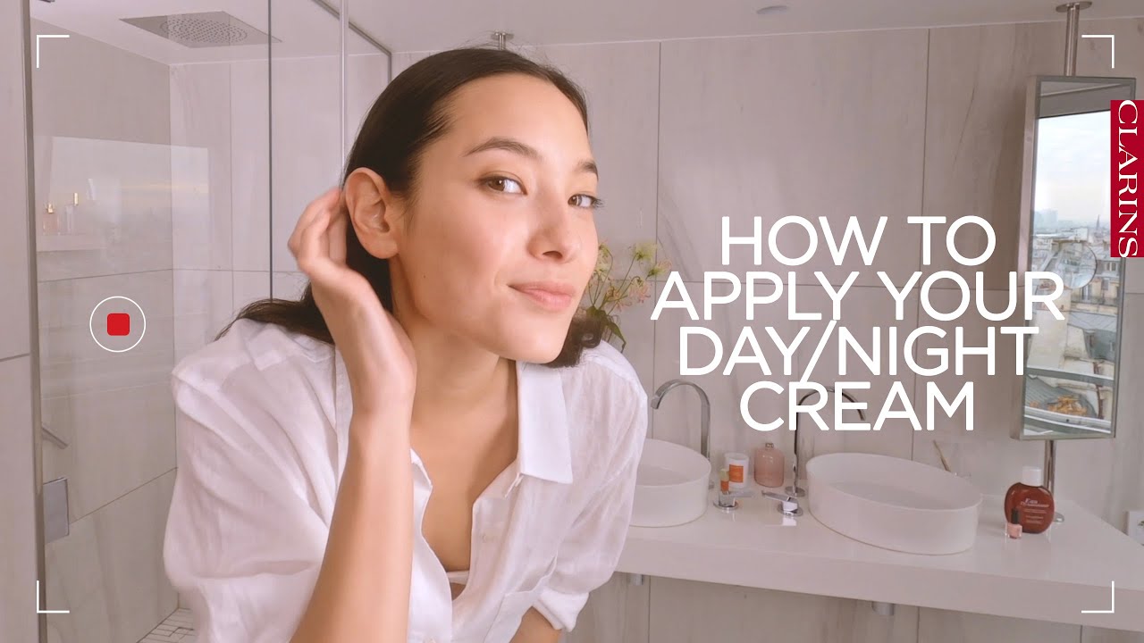 Hydra-Essentiel Hydrating Face Cream | CLARINS®