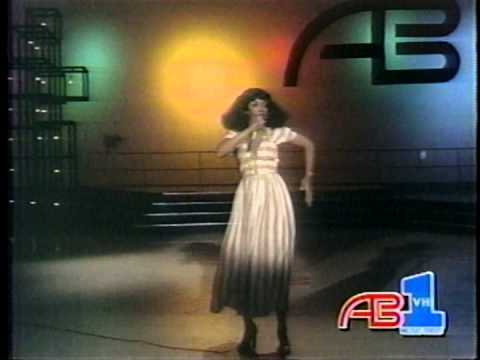 Donna Summer - Try Me I Know We Can Make It (American Bandstand 1976)