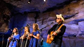 Amos Lee &amp; The Quebe Sisters, Sweet Pea  (Bluegrass Underground)