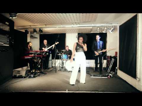 Cleo Higgins "I will survive" (cover)