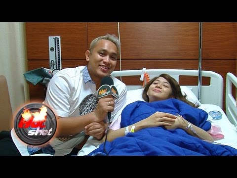 Istri Jalani Operasi, Gilang Dirga Tegang - Hot Shot 04 Maret 2017