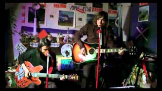 Video The Colleas - Lucka na obloze s diamanty (cover the Beatles