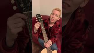 Video thumbnail for Yamaha APXT2 3/4 vs JR2  acoustic guitar - review by thislisa