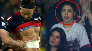 Anushka Sharma was shocked when Faf Du Plessis took off his shirt due to injury in CSK vs. RCB