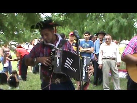 Leandro Ledesma y Sus Cambai (Gauchito gil) (5)