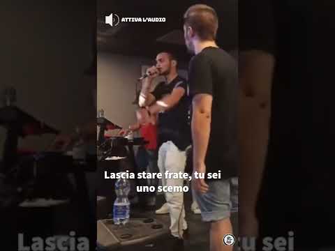 Efsi “ruba” le rime a Frenk 🤣