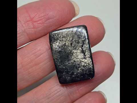 Иолит (кордиерит) с солнечным камнем - плоская вставка 26 ct - фото 1 - id-p2611391683