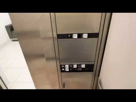Montgomery Vector Hydraulic Elevator @ Macys (Pheasant Lane Mall) Nashua, NH