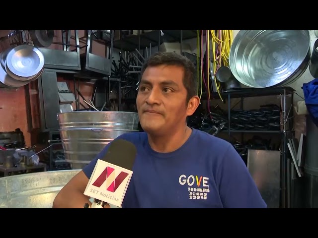 Vídeo relacionado con Bemonew Cubos para Bebidas para Fiestas, Tina Galvanizada de 8 L de Grosor, Tina para Bebidas Resistente al óxido con Asas Dobles para Fiestas en Interiores y Exteriores, Plateado