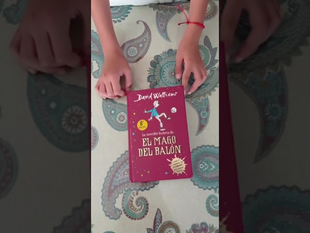 Vídeo relacionado con La increíble historia de... - El chico del vestido: (El mago del balón) (Colección David Walliams)