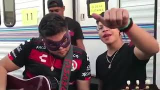 El De La Guitarra Ft. Briant Rangel - A Lo Lejos Me Verán