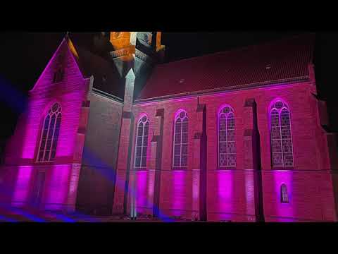 Havenkirche - Hoffnungsstrahlen - Christus- und Garnisonkirche in Licht eingetaucht