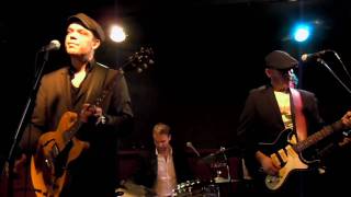 Thorbjorn Risager Bluescafe,  Stay beside me, video by JRobert