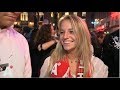 Dee op Leidseplein: 'Gekkenhuis'