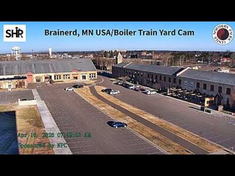 Live webcam view of Patio ferroviario Boiler en Northern Pacific Center