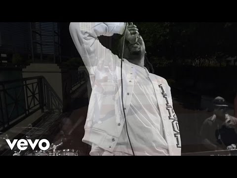 Passport Trace - Give The Drummer Some ft. Bekoe