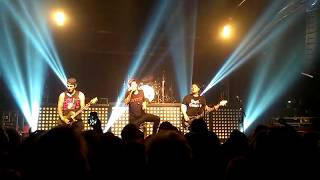 Left Alone - Sleeping With Sirens LIVE